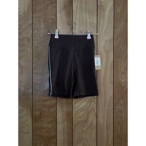 Berlook Women’s New With Tags Size XS Activewear Shorts‎